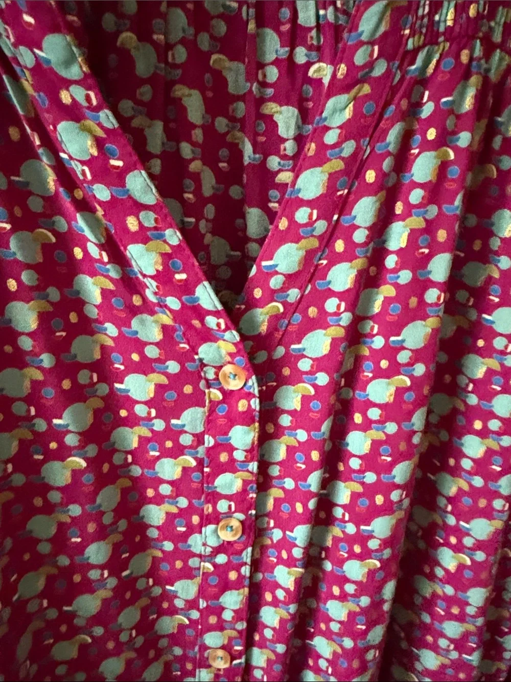 Maeve by Anthropologie Vibrant Abstract Print Smocked Blouse size 8 like new